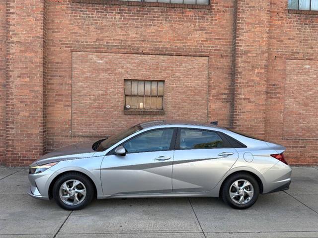 $11450 : 2021 Elantra SE image 8