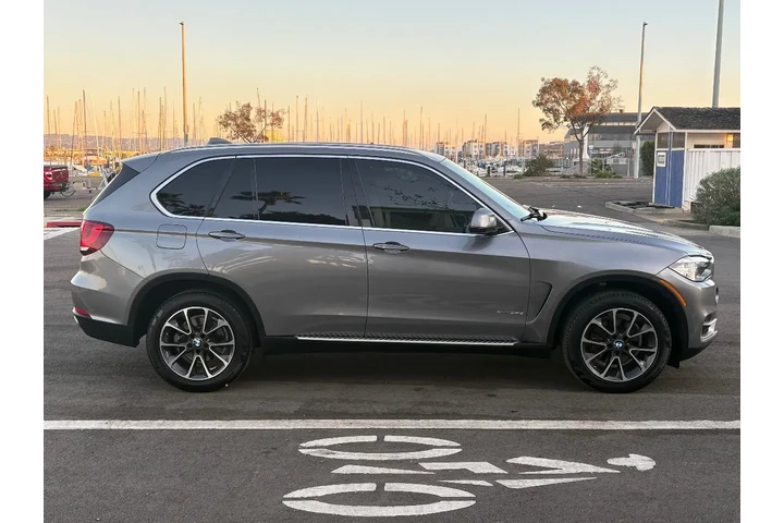 $16988 : 2016 X5 xDrive35d image 5