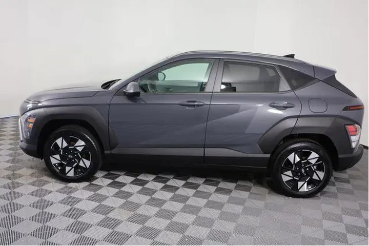 $22878 : Hyundai KONA 2024 AWD SEL 4d image 5