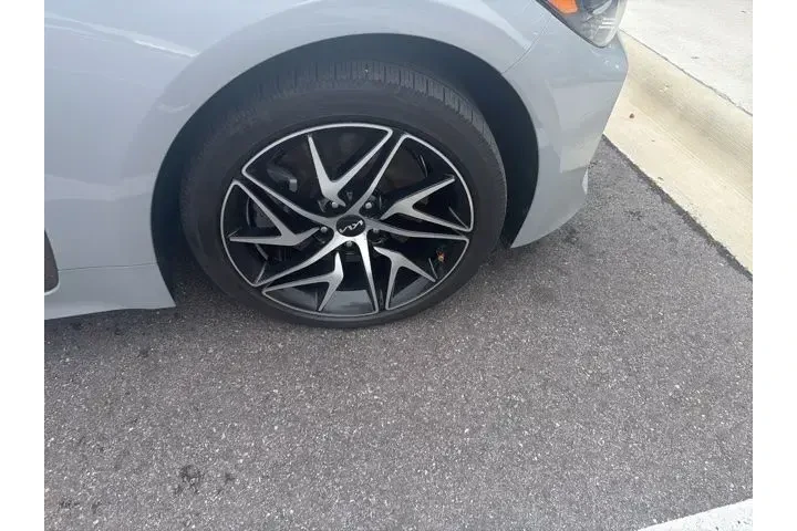 $23490 : Kia Stinger 2022 GT-Line 4dr image 9