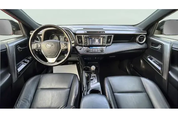 $17447 : Toyota RAV4 2018 AWD SE 4dr image 9