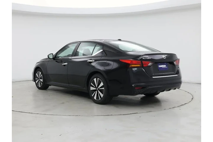 $19998 : Nissan Altima 2022 2.5 SV 4d image 2