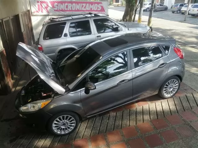 Taller de mecanica automotriz image 6