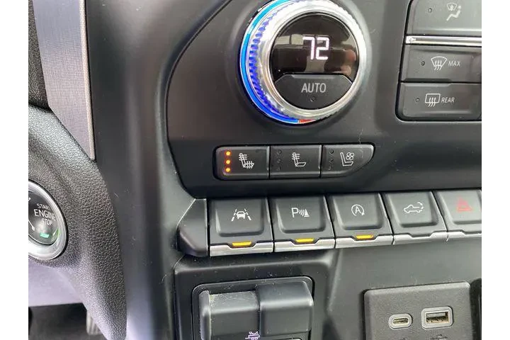 $36995 : GMC Sierra 1500 2020 4x4 SLT image 8