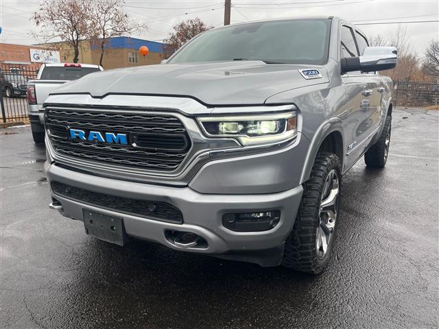 $32488 : 2019 1500 Limited, CLEAN CARF image 3