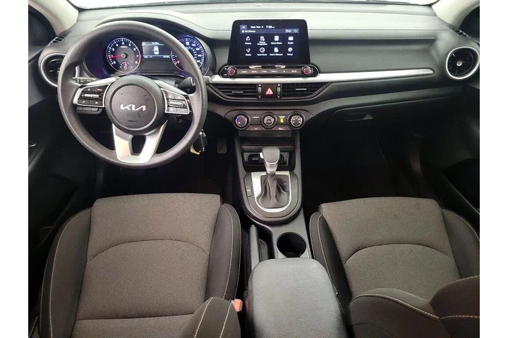 $18998 : Kia Forte 2024 LXS 4dr Sedan image 9