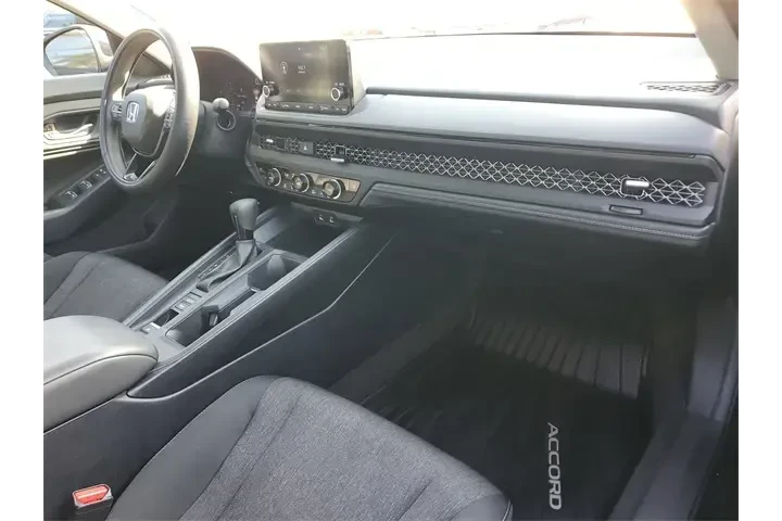 $21990 : Honda Accord 2024 EX 4dr Sed image 10