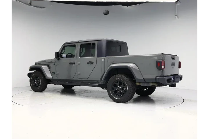 $30998 : Jeep Gladiator 2021 4x4 Will image 2