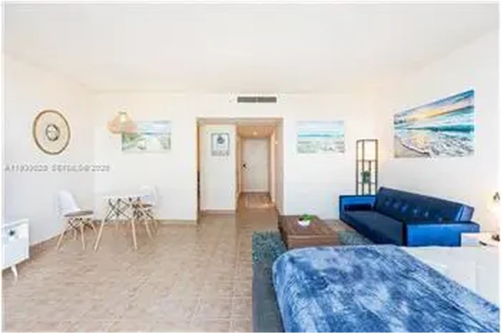 $3600 : Rental property with 0 bedro image 5