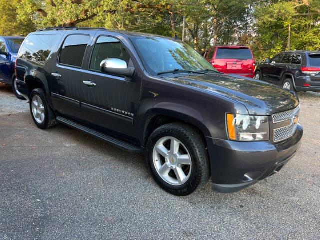 $13999 : 2010 Suburban LT image 6