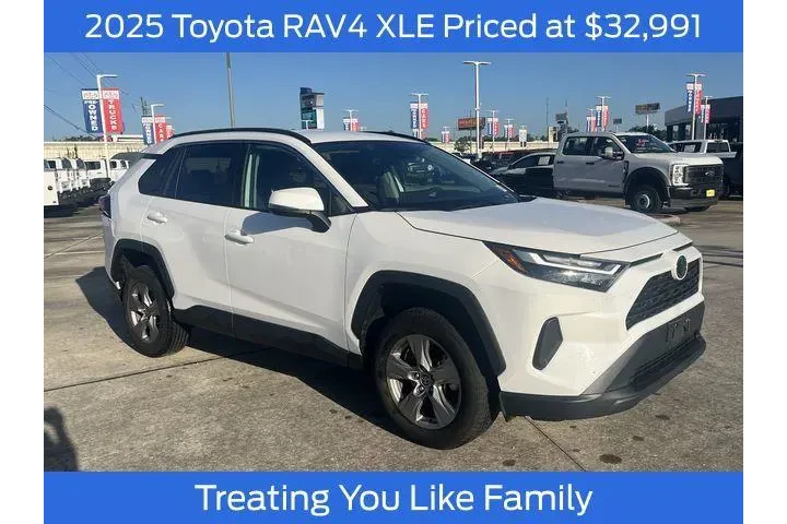 $32991 : Toyota RAV4 2025 XLE 4dr SUV image 1