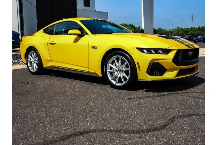 $39890 : Ford Mustang 2024 GT 2dr Fas image 3