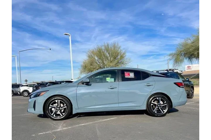 $18997 : Nissan Sentra 2024 SV 4dr Se image 8