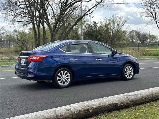 $11195 : 2018 Sentra SV image 10