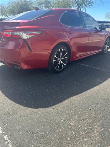 $16995 : 2019 Camry SE image 8