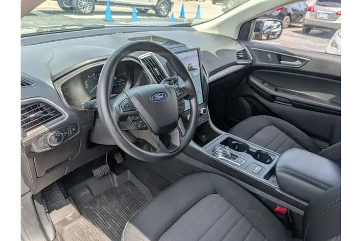$20997 : Ford Edge 2022 AWD SE 4dr Cr image 10
