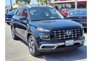 $19609 : Hyundai VENUE 2023 SEL 4dr C thumbnail