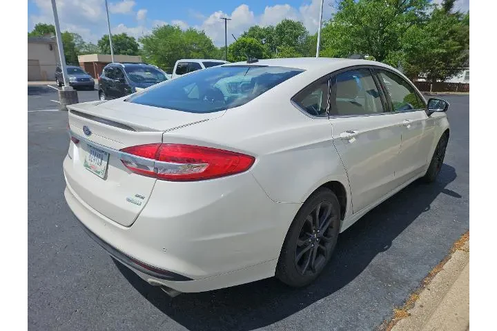 $11475 : Ford Fusion 2018 SE 4dr Seda image 7