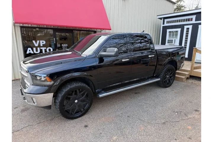 $15999 : 2013 RAM 1500 Laramie image 9