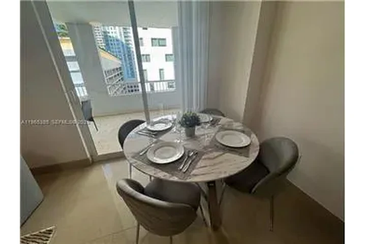 $5800 : Rental property with 2 bedro image 3