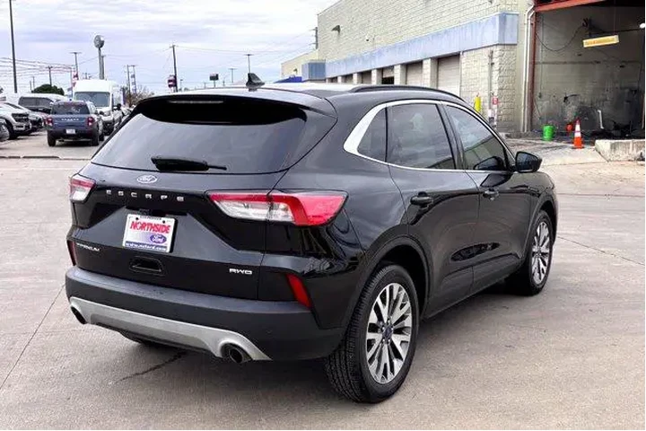 $24977 : Ford Escape 2022 AWD Titaniu image 6