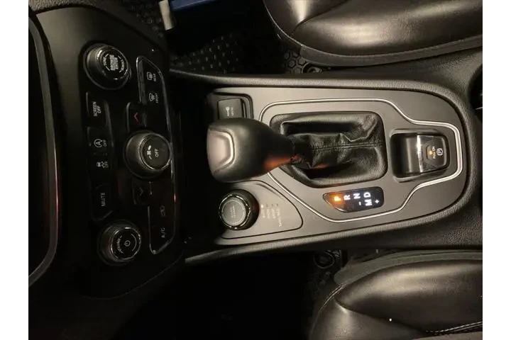 $15900 : Jeep Cherokee 2019 4x4 Latit image 6