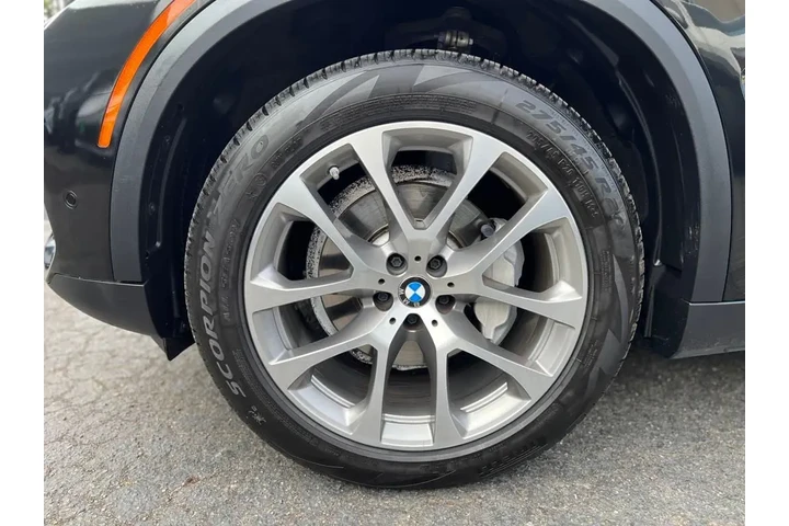 $37988 : 2021 X5 xDrive40i image 9