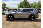 $19747 : Mitsubishi Outlander 2022 SE thumbnail