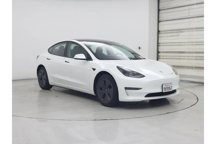 $30998 : Tesla Model 3 2023 4dr Sedan image 1