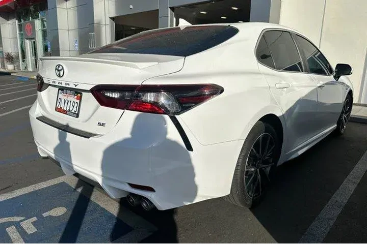 $25799 : Toyota Camry 2024 SE 4dr Sed image 3