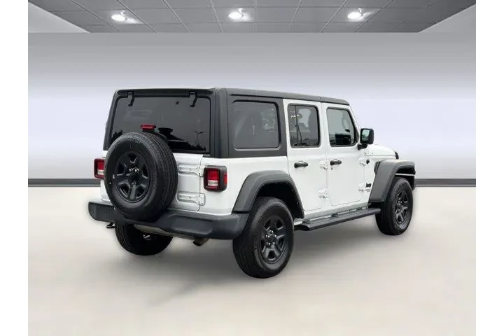 $24999 : Jeep Wrangler Unlimited 2021 image 9