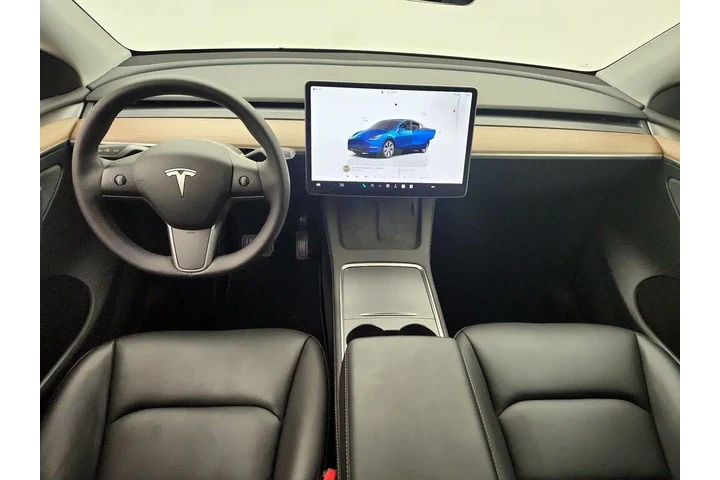 $33998 : Tesla Model Y 2023 AWD Long image 9