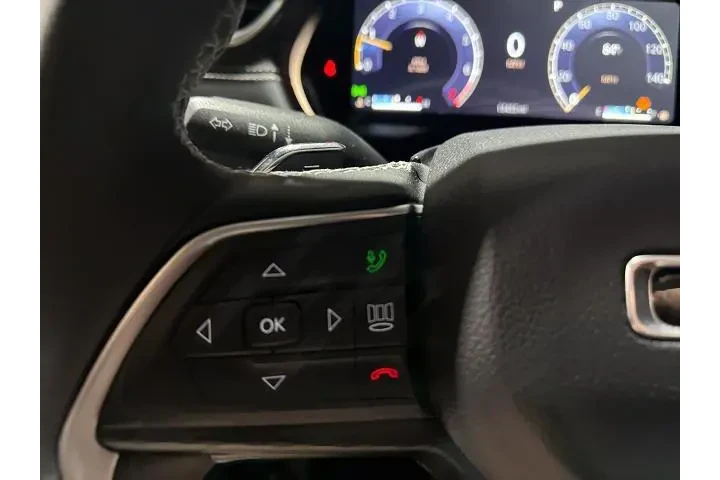 Jeep Grand Cherokee L 2024 4 image 9