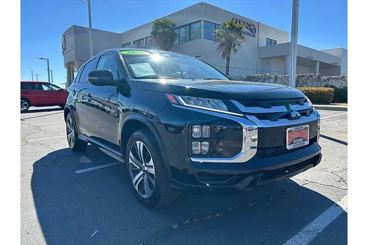 $17995 : Mitsubishi Outlander Sport 2 image 1