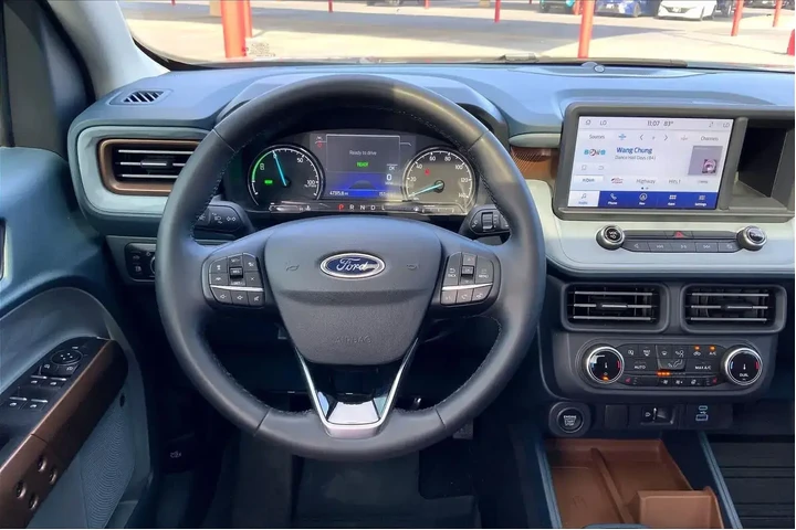 $30710 : Ford Maverick 2024 Lariat 4d image 6