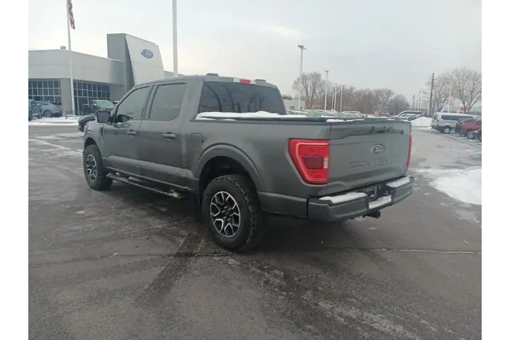 $39990 : Ford F-150 2023 4x4 XLT 4dr image 8