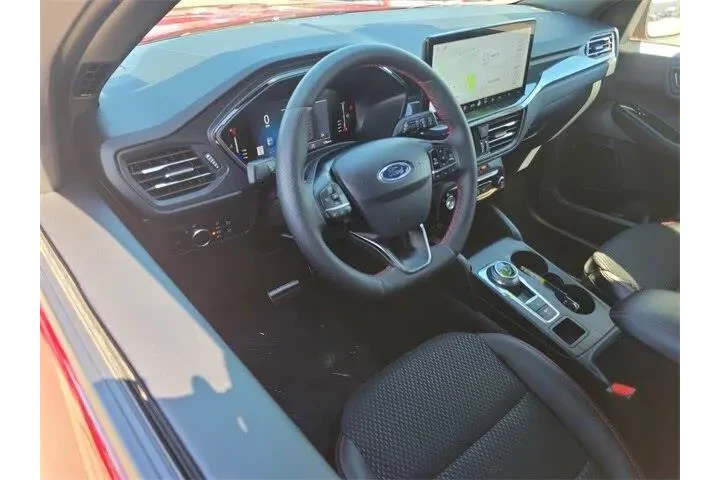 $23225 : Ford Escape 2024 ST-Line 4dr image 6