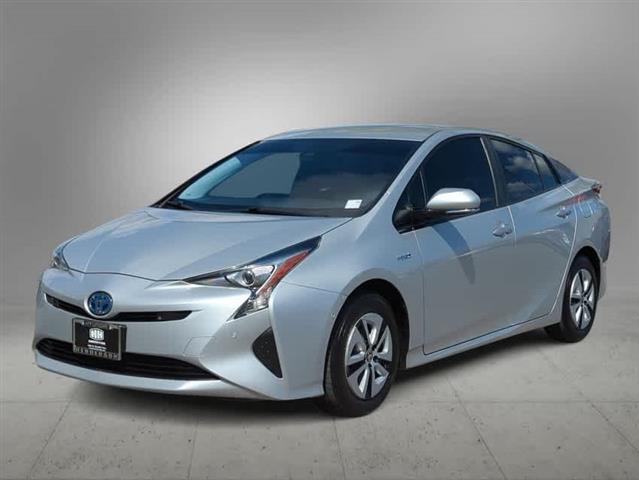 $20500 : Pre-Owned 2018 Toyota Prius T image 9