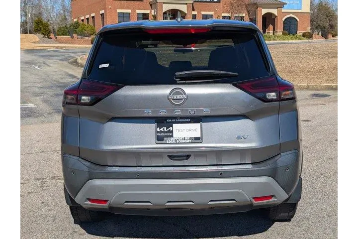 $17999 : Nissan Rogue 2022 SV 4dr Cro image 9