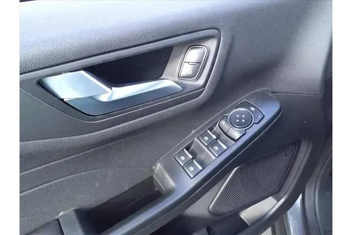 $26444 : Ford Escape Plug-In Hybrid 2 image 10