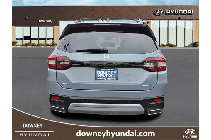 $39898 : Honda Pilot 2023 AWD Touring image 5