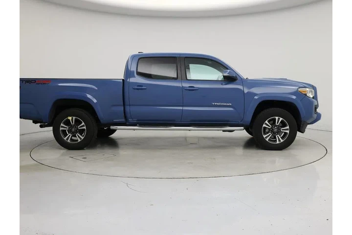 $33998 : Toyota Tacoma 2019 4x4 TRD S image 7