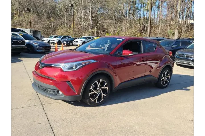 $16655 : Toyota C-HR 2018 XLE 4dr Cro image 1