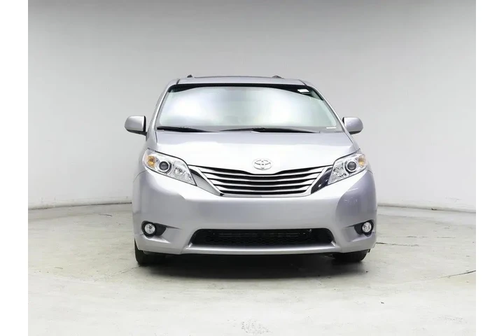 $34998 : Toyota Sienna 2017 XLE 8-Pas image 5