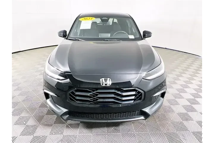 $23900 : Honda HR-V 2023 AWD Sport 4d image 2