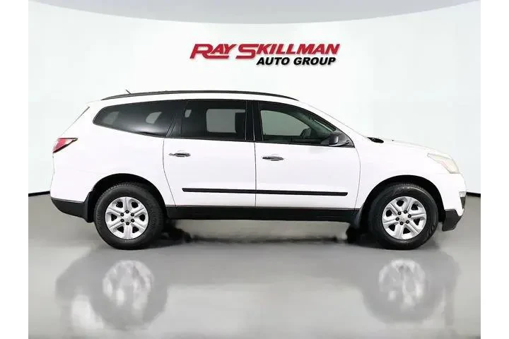 $9975 : Chevrolet Traverse 2017 LS 4 image 8