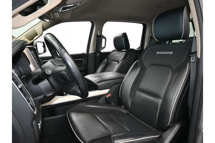 $32990 : Ram 1500 2021 4x4 Laramie 4d image 10