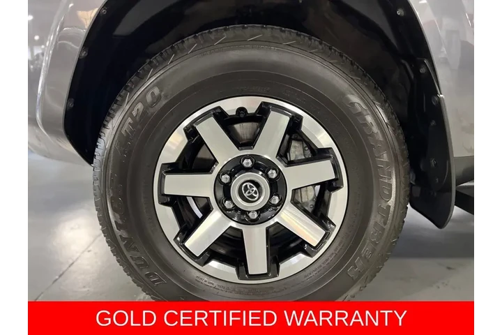 $46988 : Gold Certified2023 4Runner TR image 9