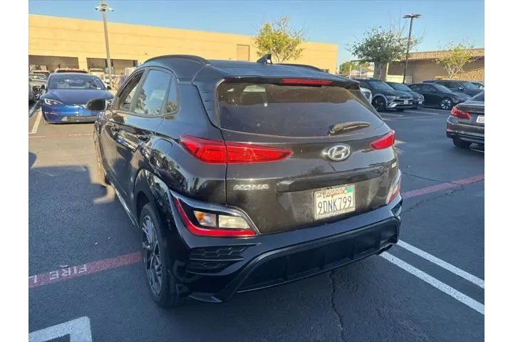 $20800 : Hyundai KONA 2023 N Line 4dr image 2