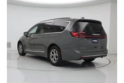 $26998 : Chrysler Pacifica 2023 Limit thumbnail